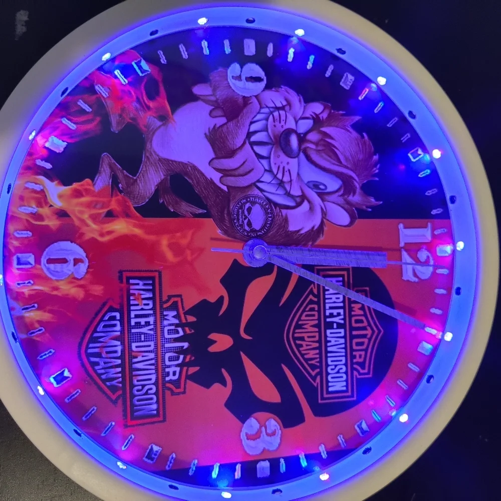 Harley Taz clock